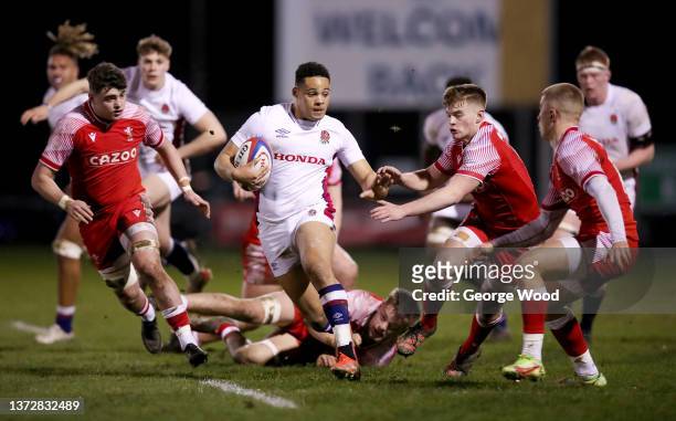 Cassius Cleaves of England breaks away with the ball during the Under-20 Six Nations match between England U20 and Wales U20 at Castle Park on...