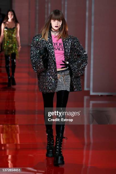 Model walks the runway at the Versace fashion show during the Milan Fashion Week Fall/Winter 2022/2023 on February 25, 2022 in Milan, Italy.
