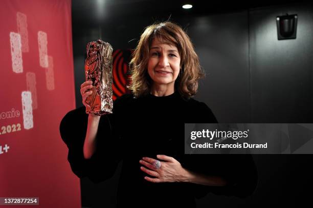 Valerie Lemercier poses with the Best Actress Cesar award for the movie “Aline” during the 47th Cesar Film Awards Ceremony At L'Olympia on February...