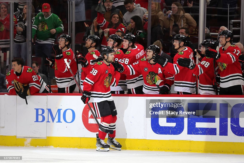 New Jersey Devils v Chicago Blackhawks