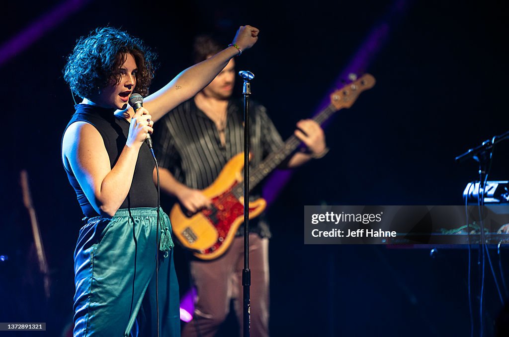 Sammy Rae Tour Singer Samantha Bowers of Sammy Rae & The Friends performs at... News ...