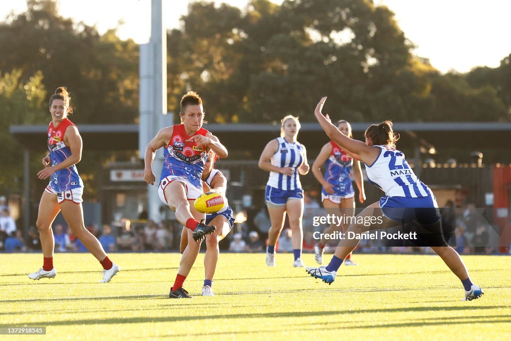 AFLW Rd 8 - Melbourne v Kangaroos