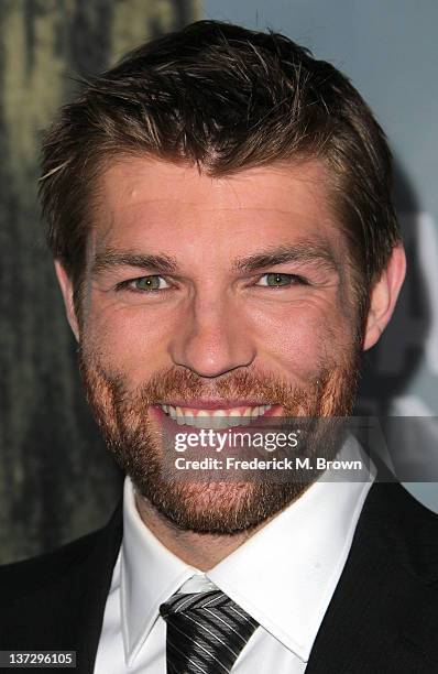 Actor Liam McIntyre attends the Premiere of Starz' "Spartacus: Vengeance" at the ArcLight Cinemas Cinerama Dome on January 18, 2012 in Hollywood,...