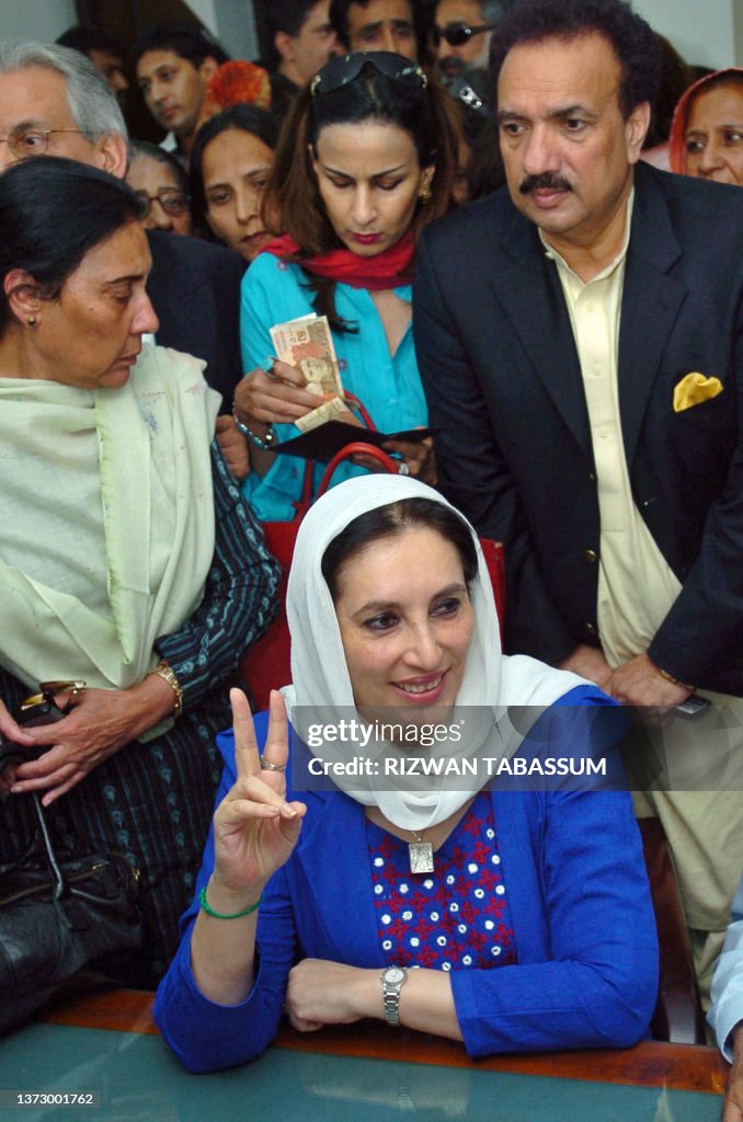 Toheed Bhutto Pakistani former premier Benazir Bhutto gestures after filing her ...