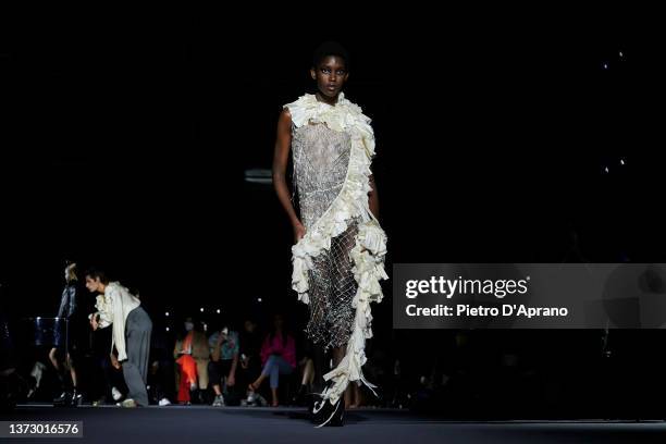 Model walks the runway at the Philosophy by Lorenzo Serafini fashion show during the Milan Fashion Week Fall/Winter 2022/2023 on February 26, 2022 in...