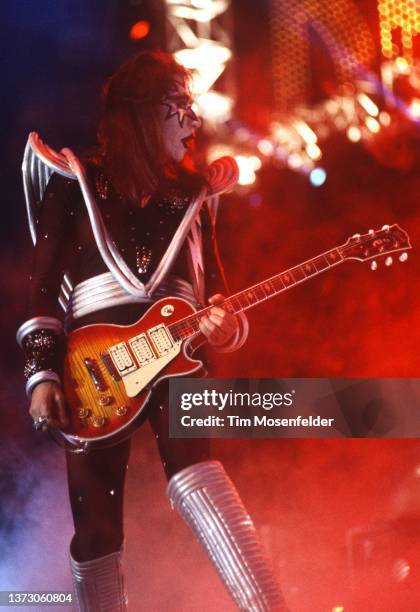 Ace Frehley of Kiss performs at Oakland Coliseum Arena on March 3 2000 in Oakland, California.