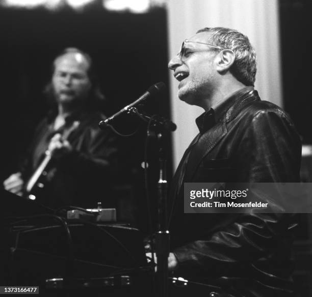 Walter Becker and Donald Fagen of Steely Dan perform at Shoreline Amphitheatre on June 17, 2000 in Mountain View, California.