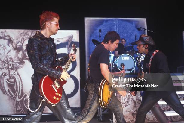 Kevin Rene Cadogan Third Eye Blind Photos and Premium High Res Pictures - Getty Images
