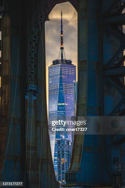 der freedom tower - one world trade center stock-fotos und bilder