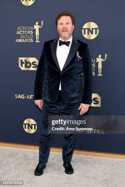 Douglas Hodge attends the 28th Annual Screen Actors Guild Awards at Barker Hangar on February 27, 2022 in Santa Monica, California.
