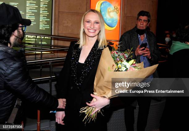 118 Sarah Croft Photos High Res Pictures Getty Images 118-sarah-croft-photos-high-res-pictures-getty-images