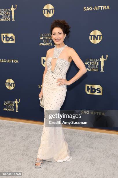 Lisa Edelstein attends the 28th Annual Screen Actors Guild Awards at Barker Hangar on February 27, 2022 in Santa Monica, California.