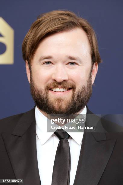 Haley Joel Osment attends the 28th Annual Screen Actors Guild Awards at Barker Hangar on February 27, 2022 in Santa Monica, California.
