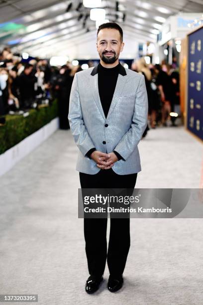 Lin-Manuel Miranda attends the 28th Screen Actors Guild Awards at Barker Hangar on February 27, 2022 in Santa Monica, California. 1184596
