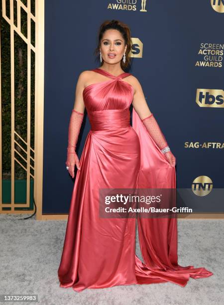Salma Hayek attends the 28th Annual Screen Actors Guild Awards at Barker Hangar on February 27, 2022 in Santa Monica, California.