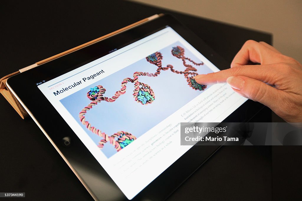 Apple Announces Digital Textbooks Service At Guggenheim