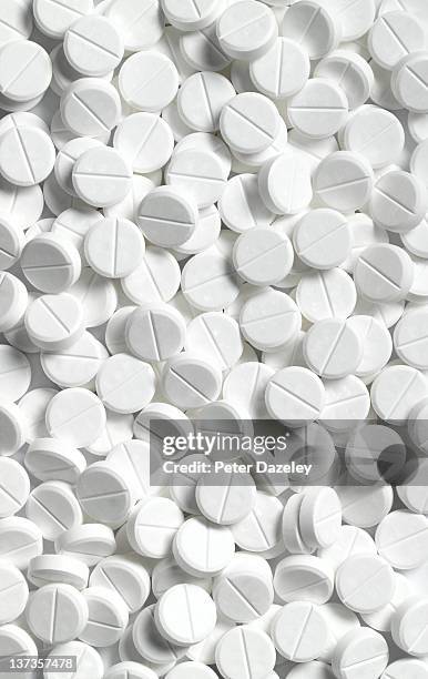 suicide pills - tablette stock-fotos und bilder