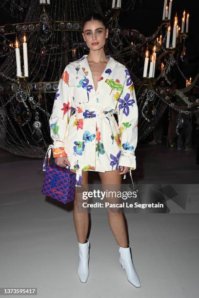 Taylor Hill attends the Off-White Womenswear Fall/Winter 2022/2023 show as part of Paris Fashion Week on February 28, 2022 in Paris, France.