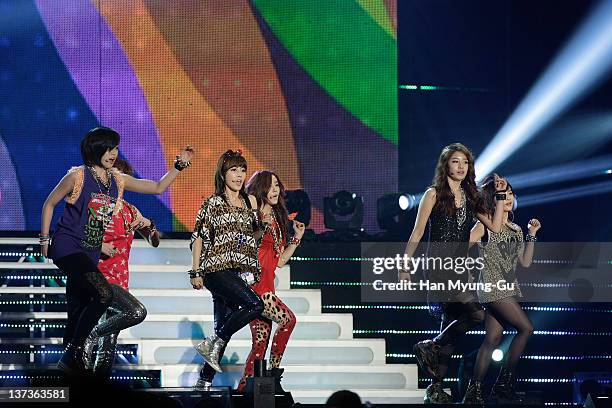 South Korean girl group T-ara perform on stage during the 21st High1 Seoul Music Awards at Olympic Gymnasium on January 19, 2012 in Seoul, South...