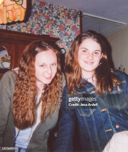 1,877 Crimped Hair Photos and Premium High Res Pictures - Getty Images 1,877 Crimped Hair Photos and Premium High Res Pictures - Getty Images