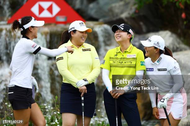Lydia Ko of New Zealand interacts with Inbee Park, Hyo Joo Kim and Jin Young Ko of South Korea as they prepare to pose for photos during the HSBC...