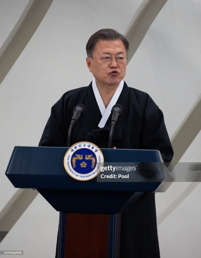 South Koreans Celebrate Independence Movement Day