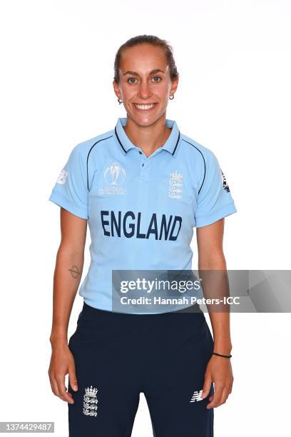 Tash Farrant of England poses during an England squad portrait session ahead of the 2022 ICC Cricket World Cup at Orangetheory Stadium on February...