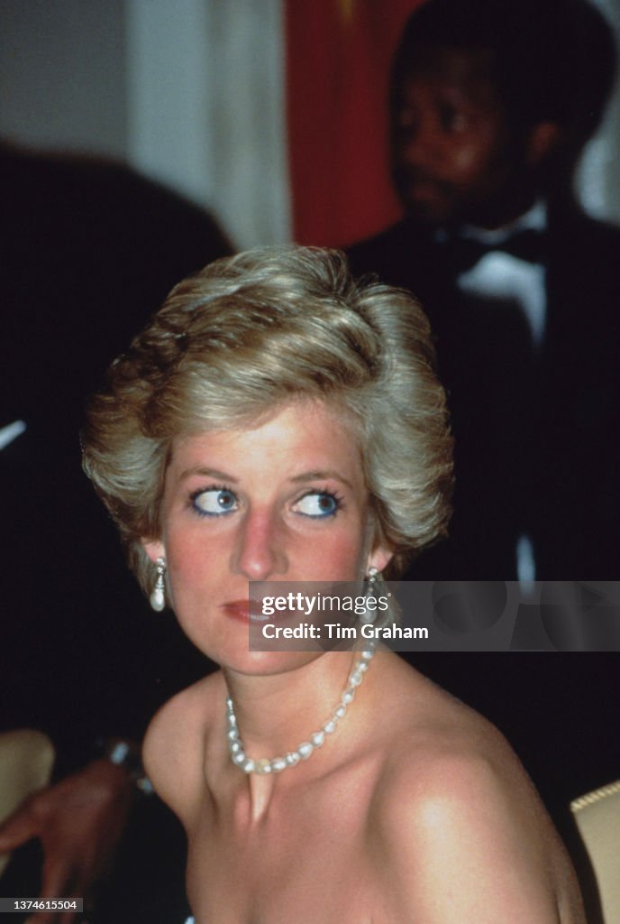 Royal Visit To Cameroon, 1990