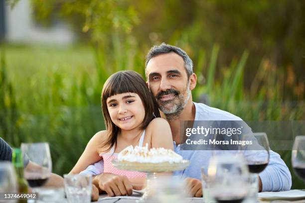 smiling father and daughter celebrating birthday - buenos aires food stock pictures, royalty-free photos & images