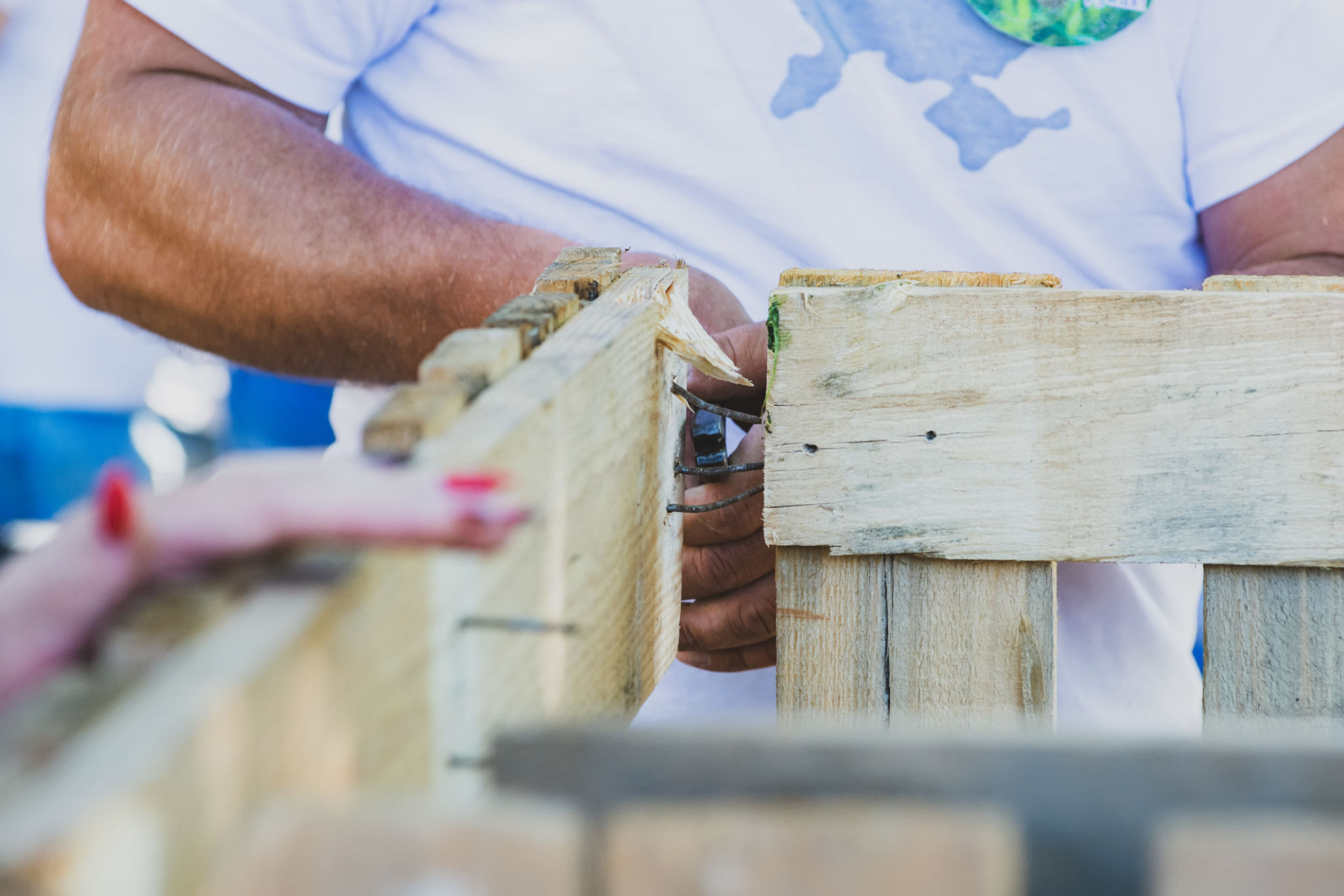 repairing wooden pallets