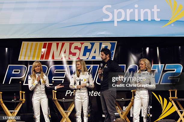 Jaclyn Roney Miss Sprint Kristen Beat Photos and Premium High Res Pictures - Getty ...
