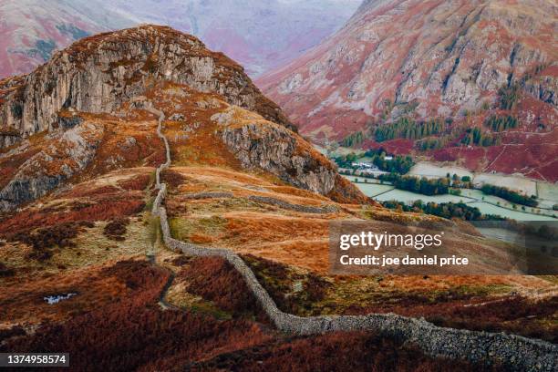 side pike, langdales, lake district, cumbria, england - langdale pikes stock pictures, royalty-free photos & images