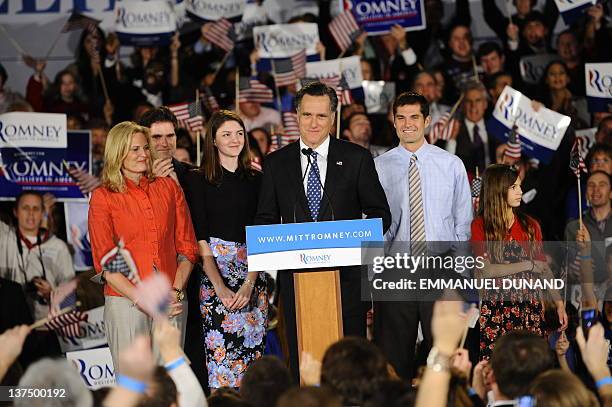 Mitt Romney Rally Gd Rom Photos and Premium High Res Pictures - Getty Images