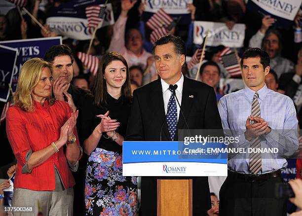 Mitt Romney Rally Gd Rom Photos and Premium High Res Pictures - Getty Images