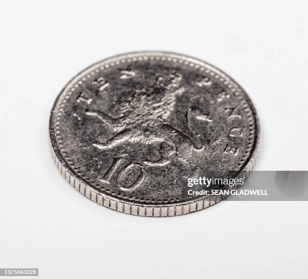 close up ten pence - イギリス硬貨 ストックフォトと画像