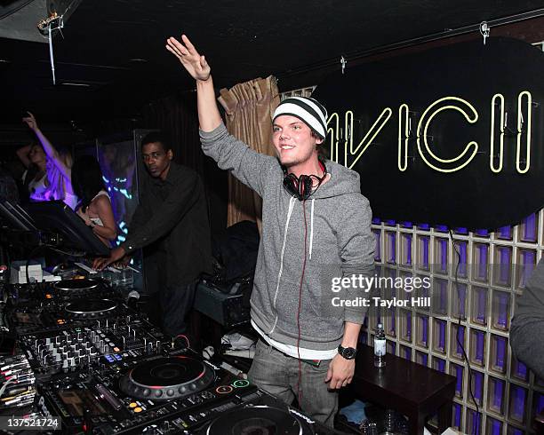 Avicii performs a benefit for Feeding America at LAVO on January 21, 2012 in New York City.