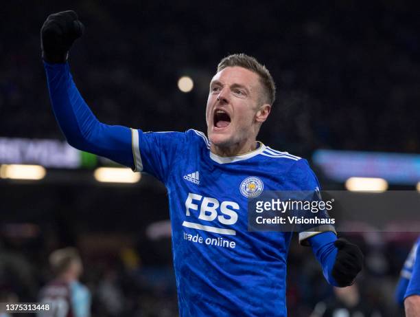 Jamie Vardy of Leicester City celebrates scoring his team's second goal during the Premier League match between Burnley and Leicester City at Turf...