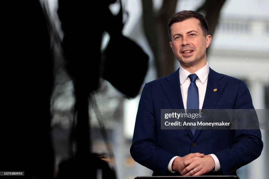 White House Readies For President's First State Of The Union Speech