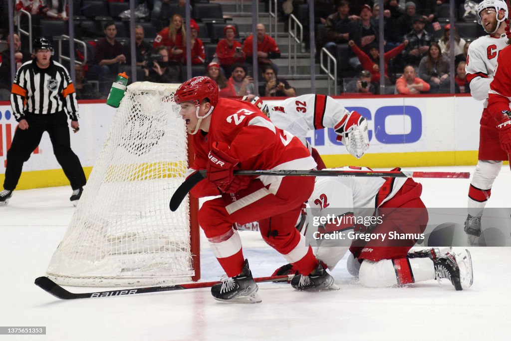 Carolina Hurricanes v Detroit Red Wings