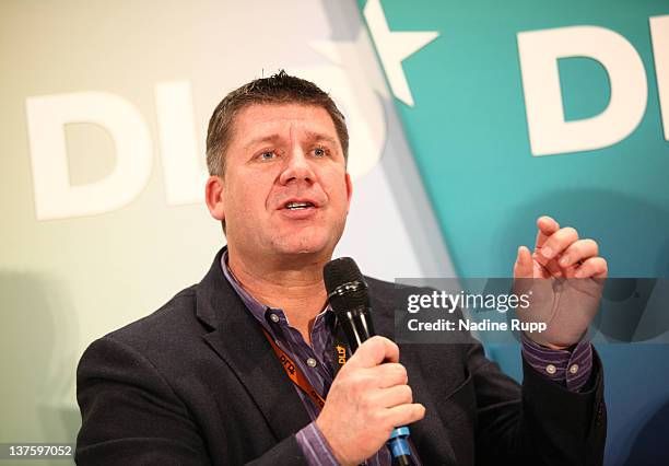 O2 Germany Ceo 72 Rene Schuster Stock Photos, High-Res Pictures, and Images - Getty Images