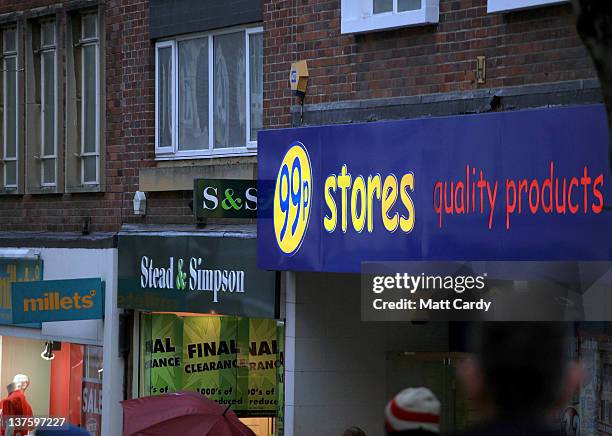 31 99p Stores Photos & High Res Pictures - Getty Images