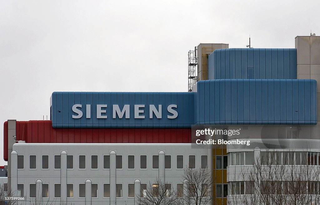 Siemens AG Buildings And Branding Ahead Of Results