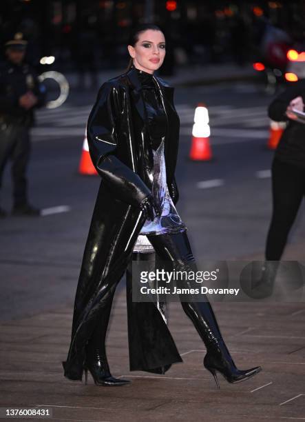 Julia Fox attends "The Batman" premiere at Lincoln Center on March 01, 2022 in New York City.