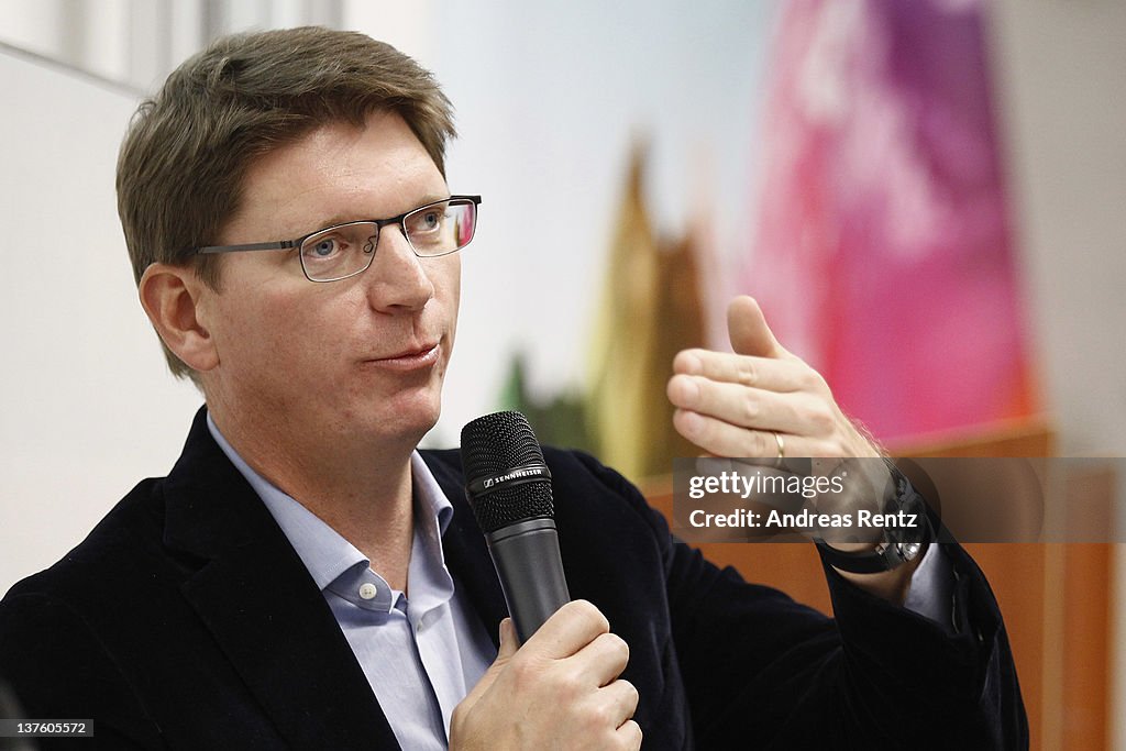 DLD Conference 2012 - DLD Public Lecture