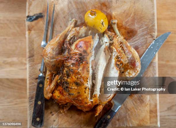 littlebourne, kent, england, uk. 23 january 2022. carved roast chicken. - carving food stock pictures, royalty-free photos & images