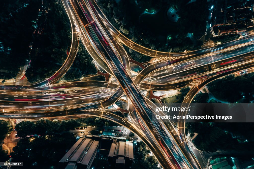 Overpass Intersection Top View Of Overpass And Road Intersection At Night High-Res Stock ...