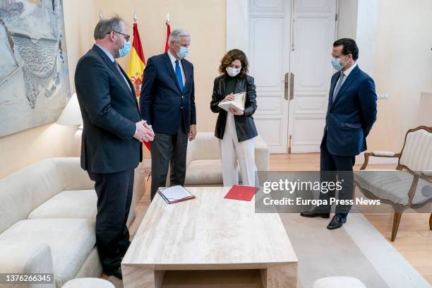 The President of the Community of Madrid, Isabel Diaz Ayuso, receives the book 'La gran ilusion. Diario secreto del Brexit ' by the European Union's...