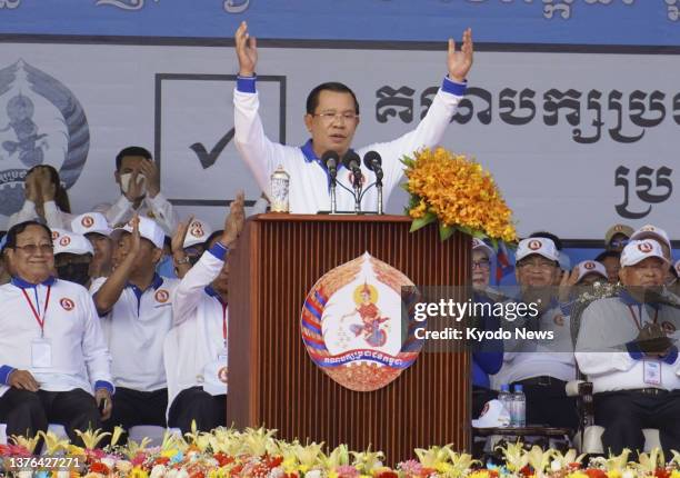Hun San 1,597 President Of Cambodia Hun Sen Stock Photos, High-Res Pictures ...