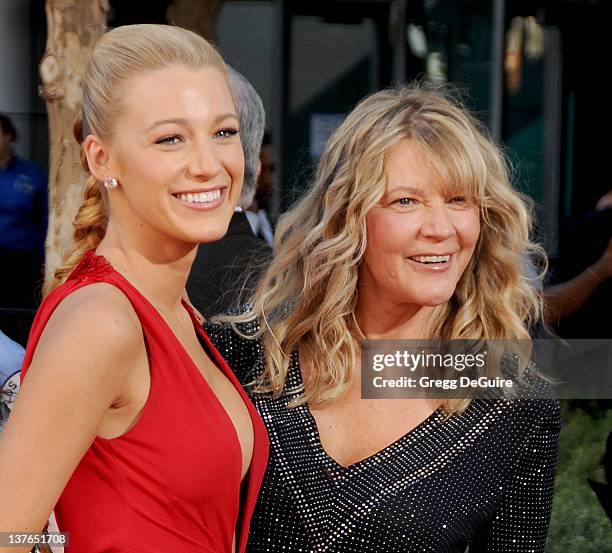 Blake Lively and mom Elaine Lively arrive at the 61st Primetime Emmy Awards held at the Nokia Theatre on September 20, 2009 in Los Angeles,...