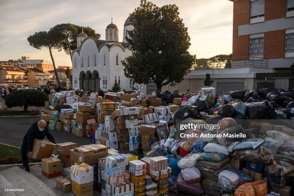 Ukrainian Community In Rome Prepares Basic Necessities To Be Sent To Ukraine